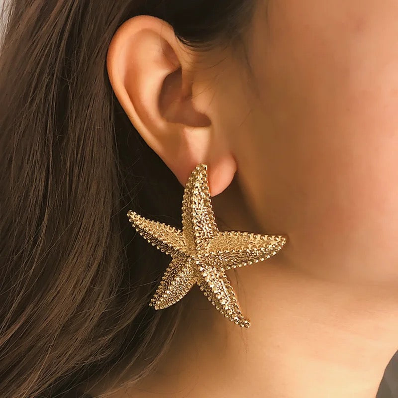 Golden Glimmer Starfish Drop Earrings