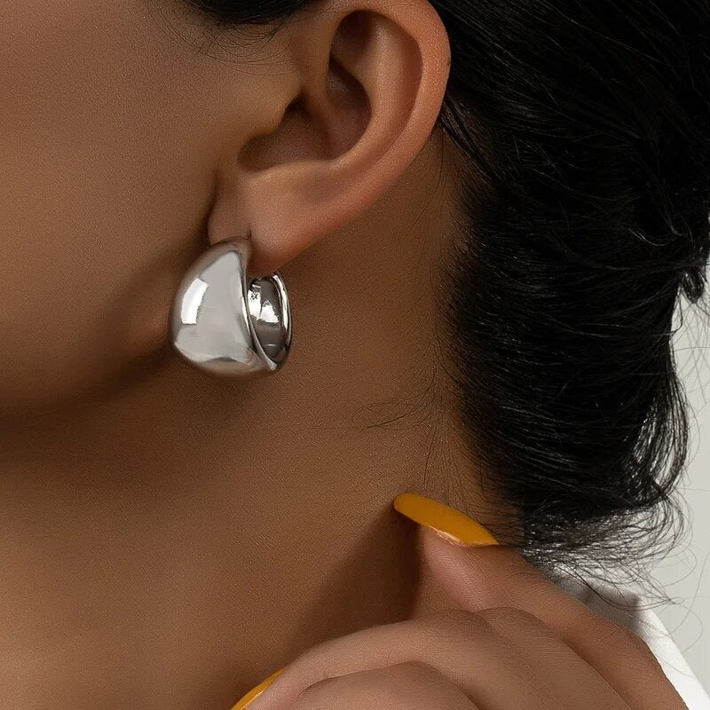 Round Radiance Earring